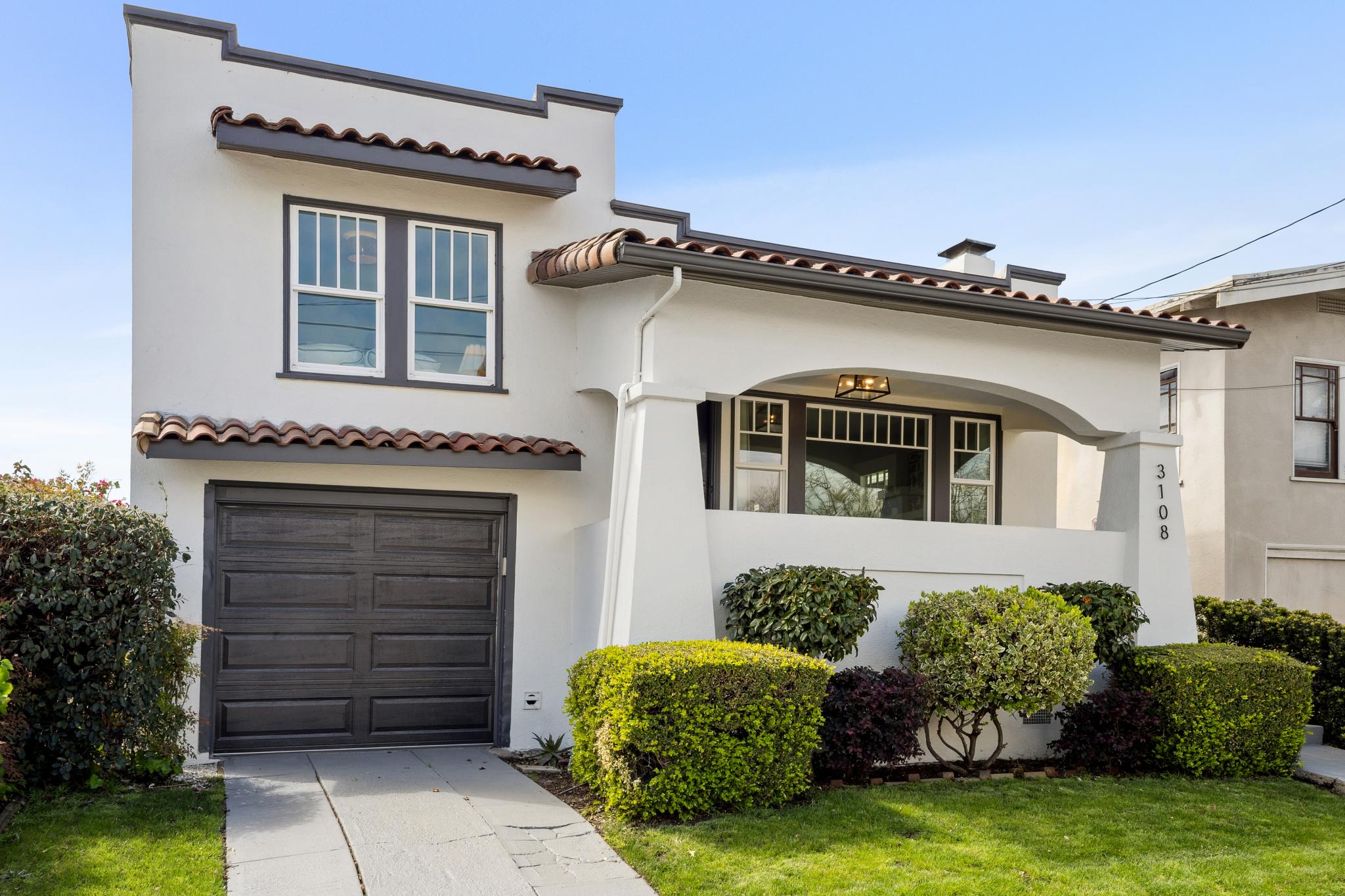 3108 Santa Clara Avenue