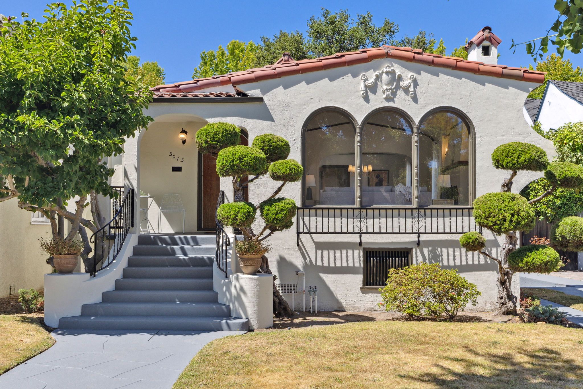 3015 Bayo Vista Avenue