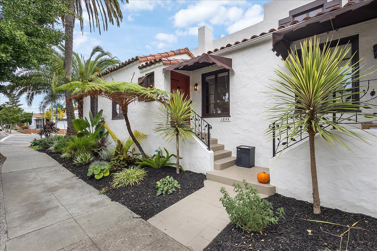 1844 Harvard Drive