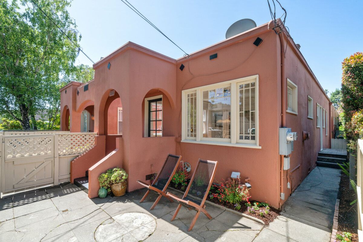 1818-1820 Encinal Avenue