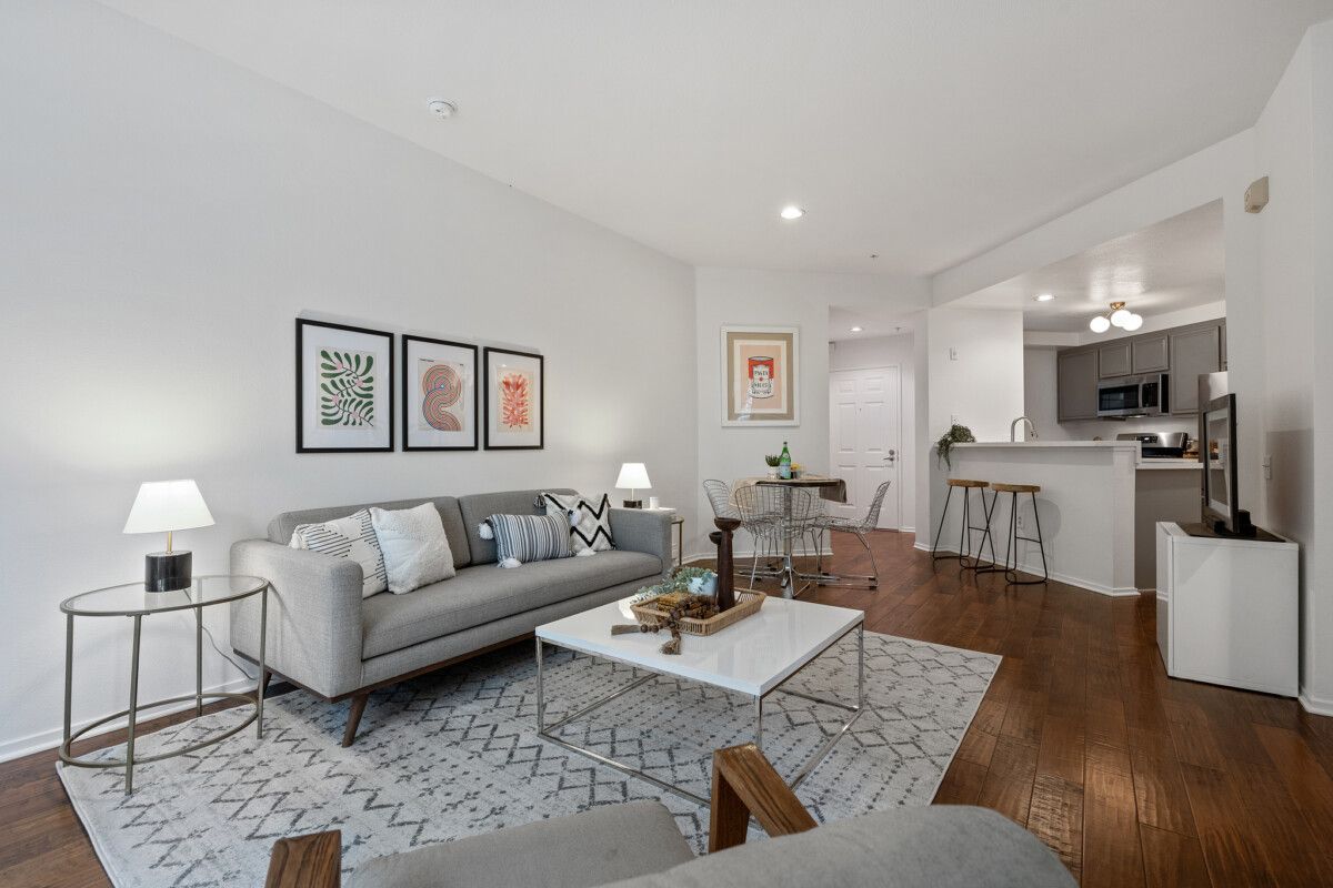 200 Caldecott Lane #114