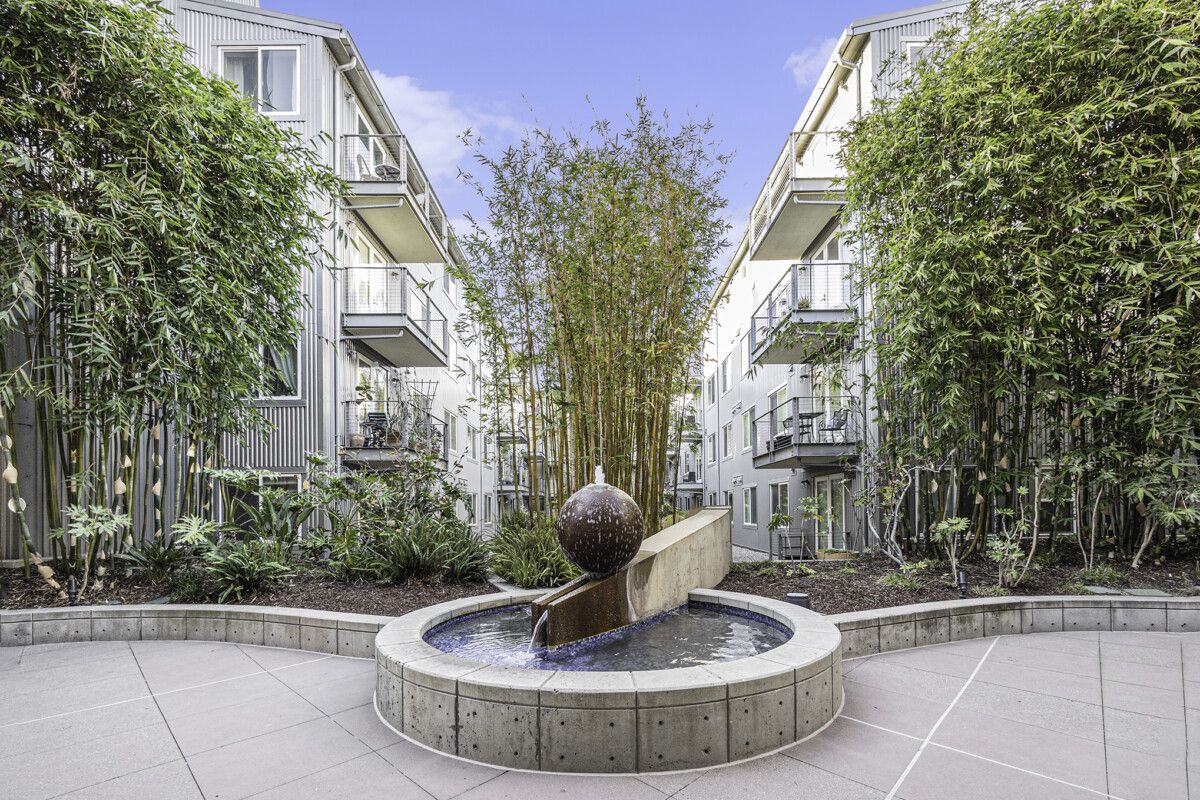 3090 Glascock St #206