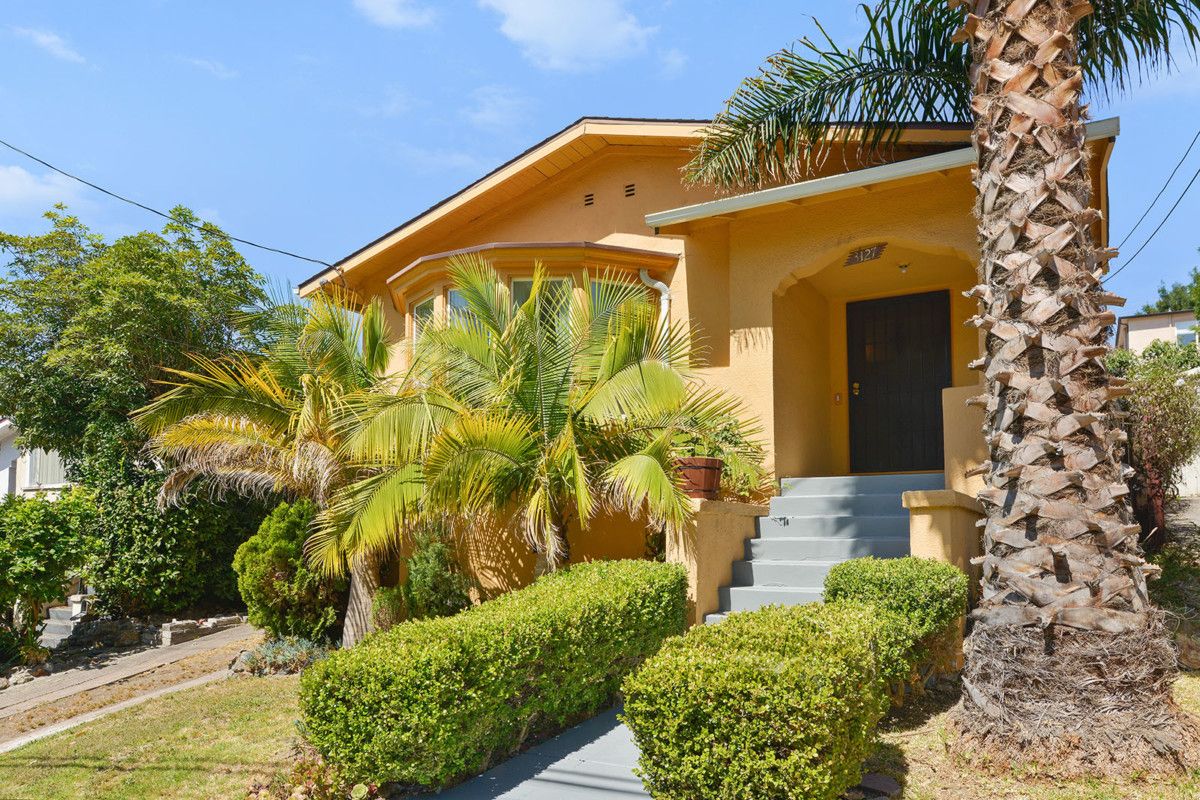 3127 Kingsland Avenue