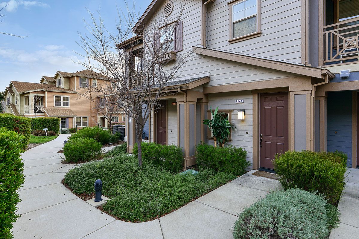 6146 Old Quarry Loop