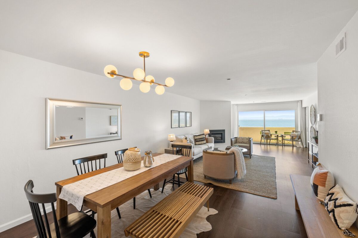 933 Shoreline Drive #303