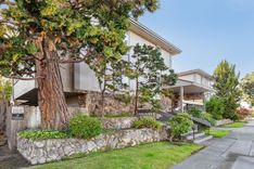 property thumnail