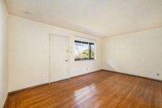 property thumnail