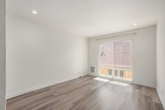 property thumnail