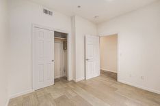 property thumnail