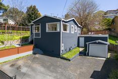 property thumnail