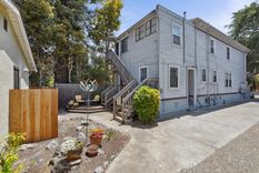 property thumnail