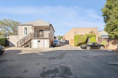 property thumnail
