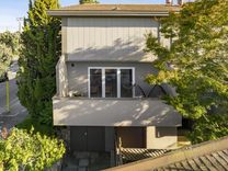 property thumnail