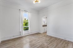 property thumnail