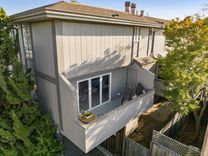 property thumnail