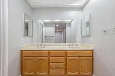 property thumnail