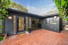 property thumnail