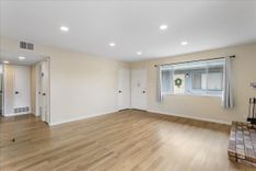 property thumnail