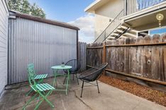 property thumnail
