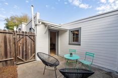 property thumnail