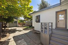 property thumnail