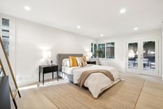 property thumnail