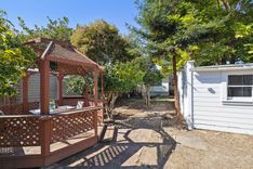 property thumnail