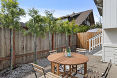 property thumnail