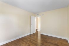 property thumnail