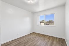 property thumnail