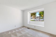property thumnail