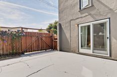 property thumnail