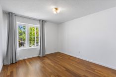 property thumnail