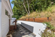 property thumnail