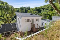 property thumnail