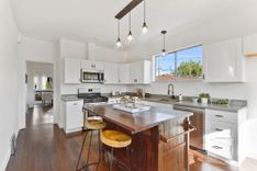 property thumnail