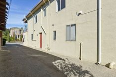 property thumnail