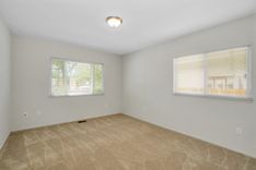 property thumnail