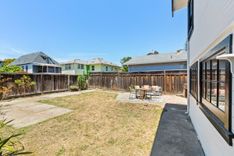 property thumnail