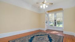 property thumnail