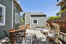 property thumnail