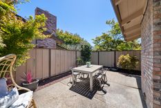 property thumnail