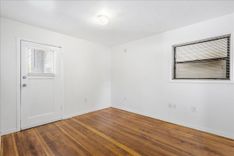 property thumnail