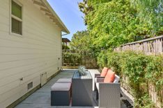 property thumnail