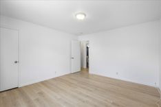 property thumnail