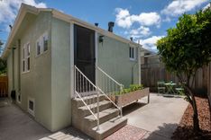 property thumnail
