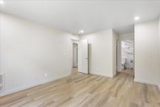 property thumnail
