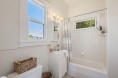 property thumnail