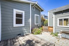 property thumnail