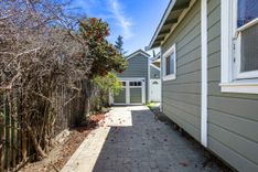 property thumnail